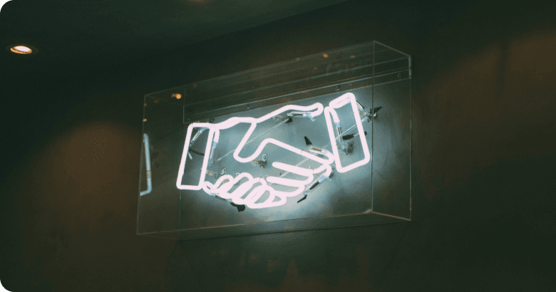 企画から完成まで、
トータルでサポート。